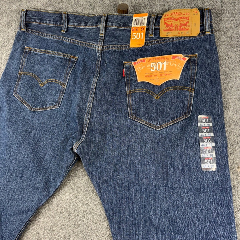 Levis 501 Original Fit Jeans Mens 44x30 Blue Denim Straight Leg Button Fly NEW
